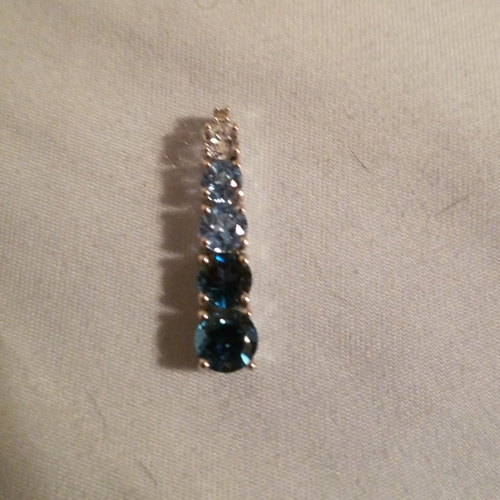 Necklace pendant